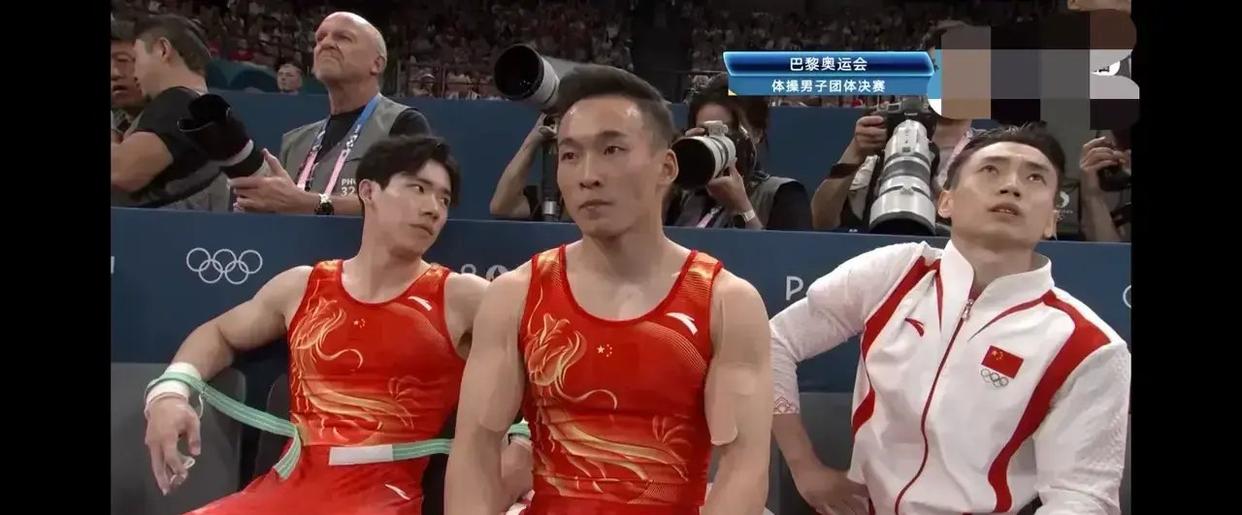 瞩目一幕！体育精英惊艳亮相险夺冠的简单介绍